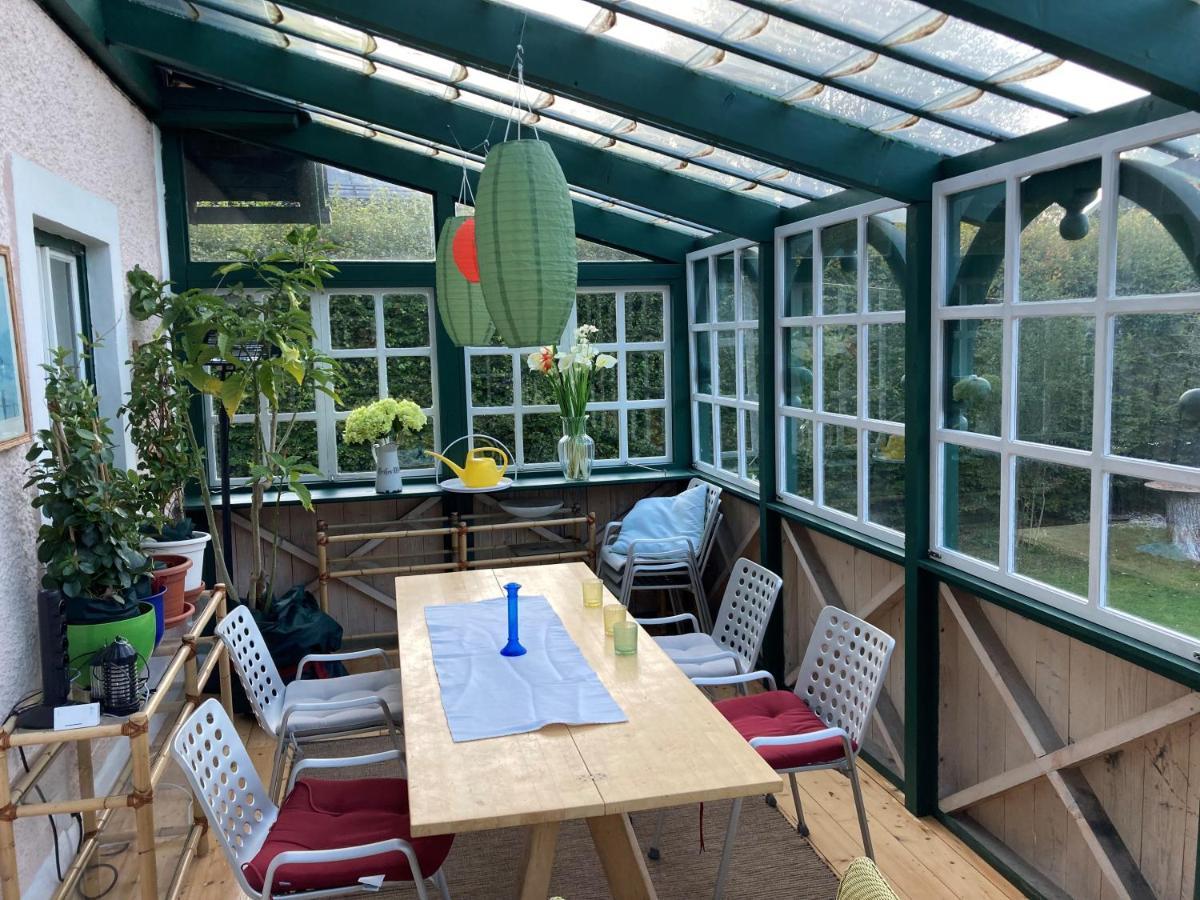 Haus Mit Sauna Und Privatem Badeteich In Anif Bei Salzburg Zewnętrze zdjęcie